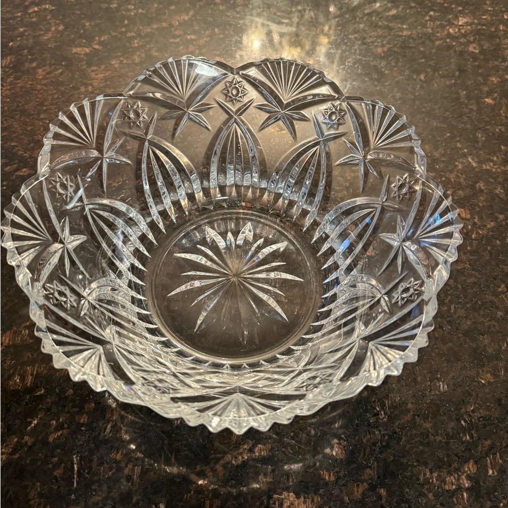 Vincennes by Chrystal D’Arques Durand Heavy Cut Chrystal Bowl Scalloped Edge
